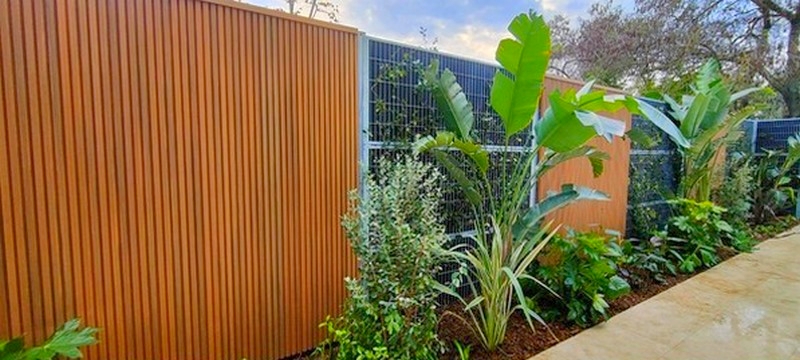 cloture anti bruit bruit de route lointain